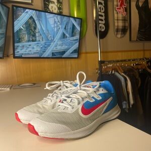 Nike Boy's Kids Downshifter 9 Blue White Red Running Shoes Size 7Y